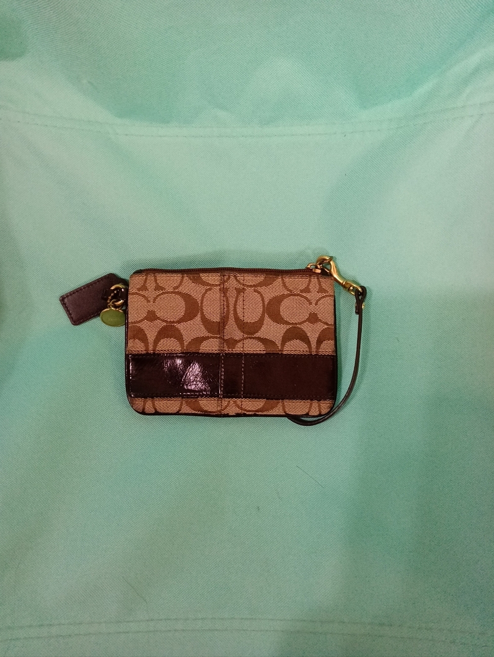 #13 Coach Legacy Signature Canvas Wristlet Pouch Khaki/ Brown CREED: F0849-41637